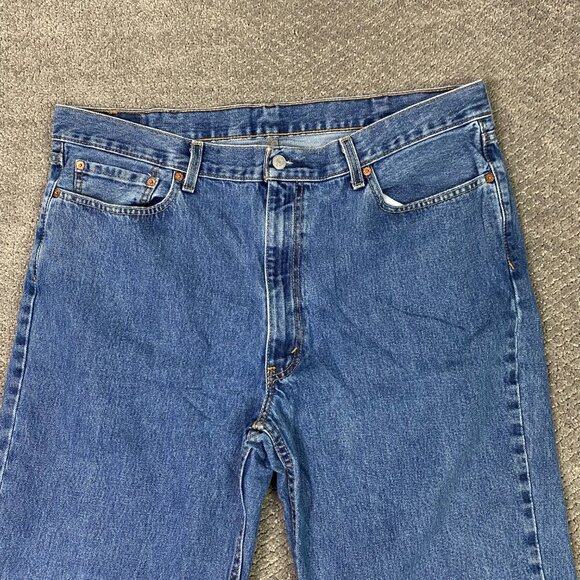 Levi's 505 Regular Fit Straight Leg Jeans Men's 40 x 32 Fits 40 x 30 Blue Cotton - Picture 2 of 13